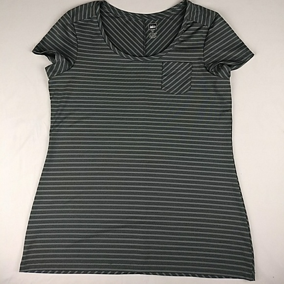 REI Tops - REI Women's Activewear Short-sleeve Top Size M